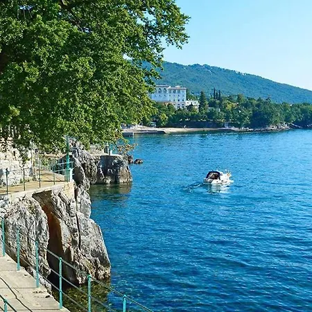 Lovro Апартаменты *