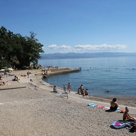 Lovro Apartament Lovran